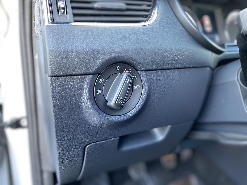 Škoda Octavia 2,0 TDI 110 kW Style - fotka 12 z 29
