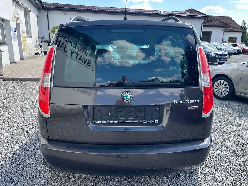 Škoda Roomster (2012) 1.2 TSi - fotka 3 z 24