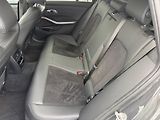 BMW Řada 3 (2023) TOURING 320d 140kW CZ DPH - náhled 8