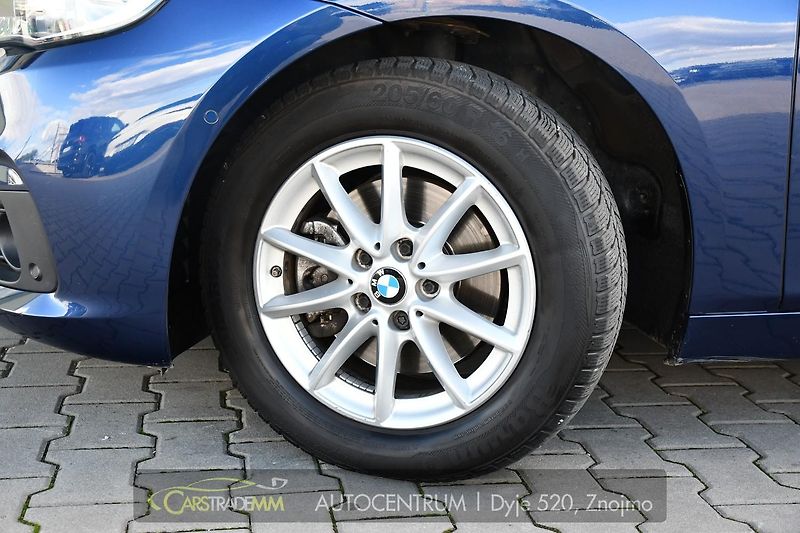 BMW Řada 2 218d GRAND TOURER NAVI PDC HUD - fotka 45 z 49