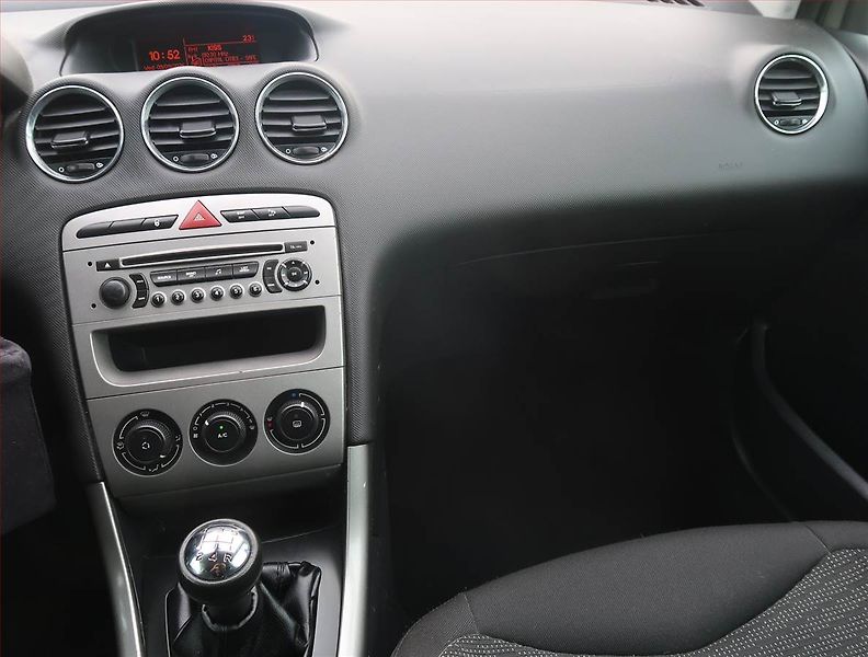 Peugeot 308 (2009) 1.6 VTi, Serv.kniha, nová STK - fotka 8 z 20