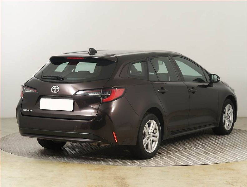 Toyota Corolla (2020) 1.2 Turbo, Serv.kniha - fotka 5 z 17