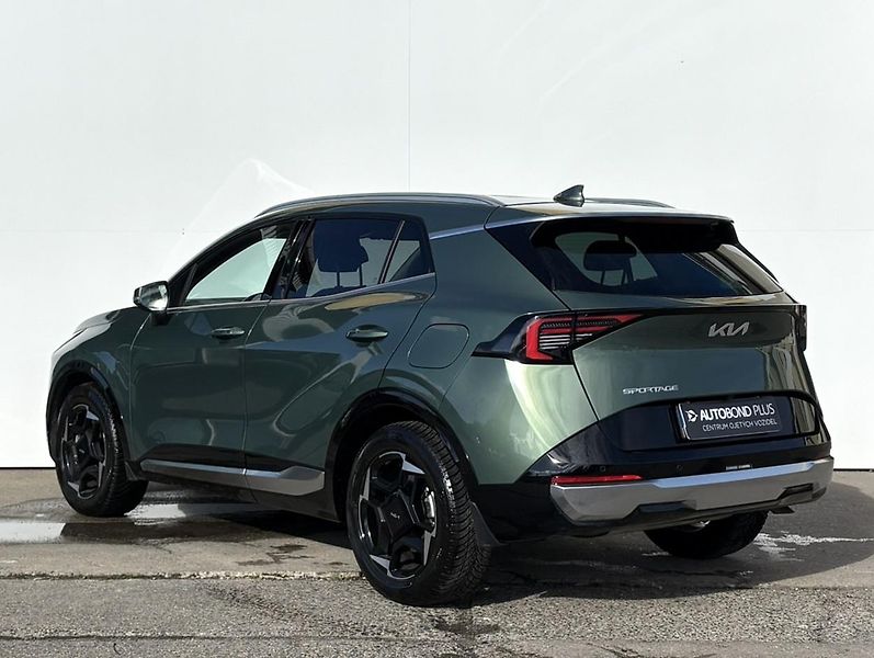 Kia Sportage 1.6 T-GDI 110kW DCT TOP - fotka 7 z 22
