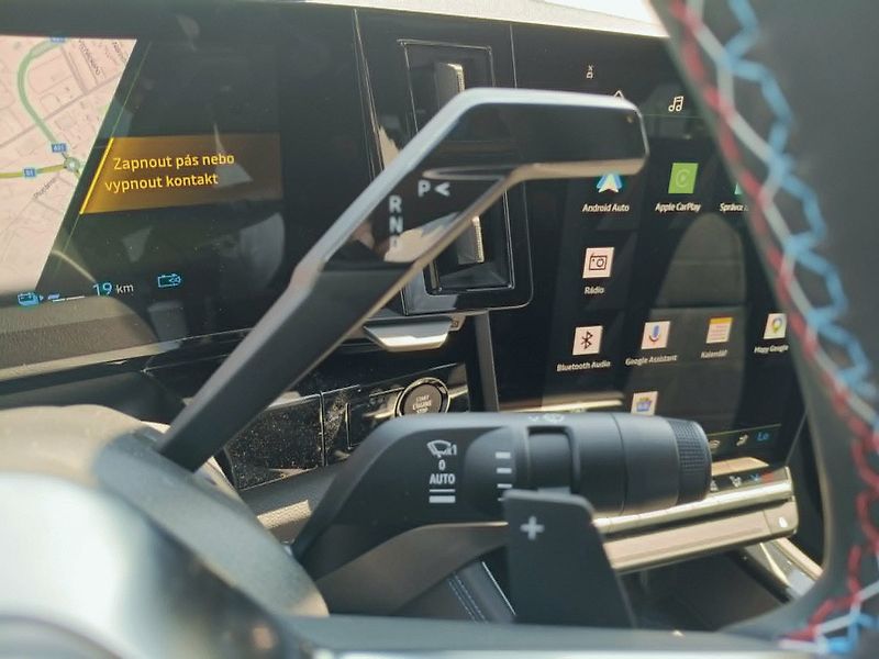 Renault Rafale (2026) esprit Alpine hyper hybrid E-T - fotka 15 z 29