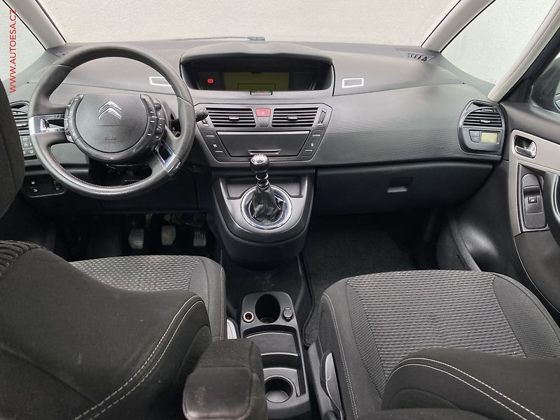Citroën Grand C4 Picasso (2011) 1.6 HDi, AC, TZ, park.čidla - fotka 8 z 18