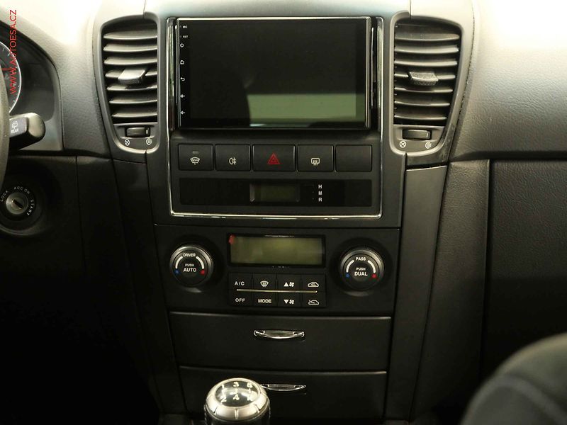 Kia Sorento (2009) 2.5CRDi 4x4, ČR, servis.kniha - fotka 13 z 20