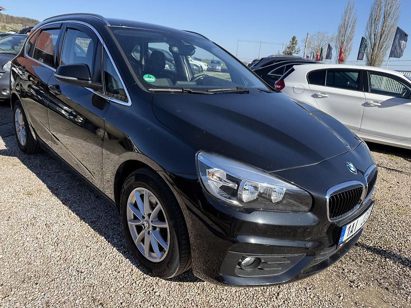 BMW Řada 2 (2015) 1.5 100kw spotřeba 4.9L2 - fotka 8 z 49