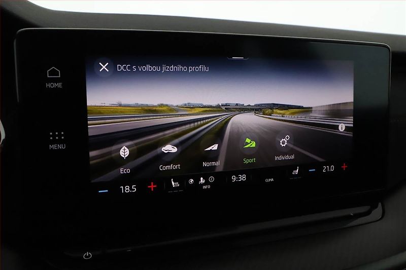 Škoda Octavia (2021) RS 2.0 TSI - fotka 11 z 20