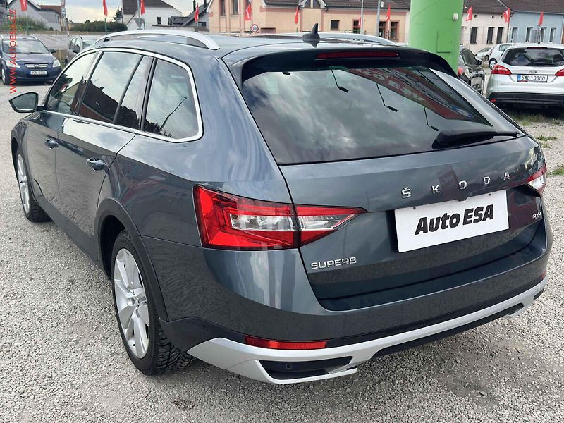 Škoda Superb (2021) 2.0TDi, ČR, Scout, DSG, LED - fotka 6 z 26
