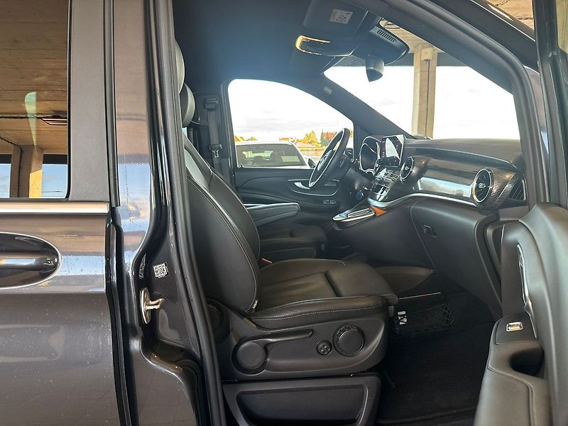 Mercedes-Benz EQV 300 L - fotka 18 z 20
