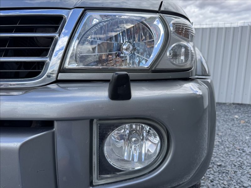 Nissan Patrol 3,0 Di GR Wagon 4X4 - fotka 9 z 50