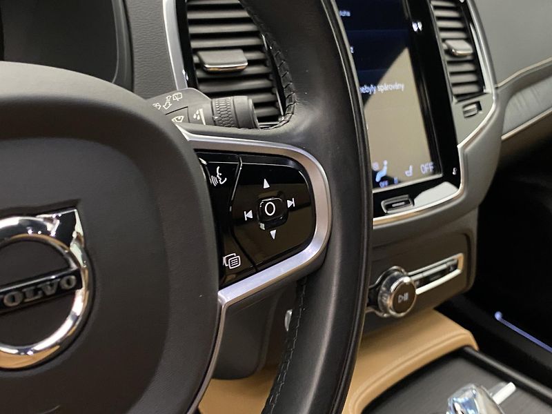 Volvo XC90 B5 AWD INSCRIPTION AUT CZ - fotka 21 z 48