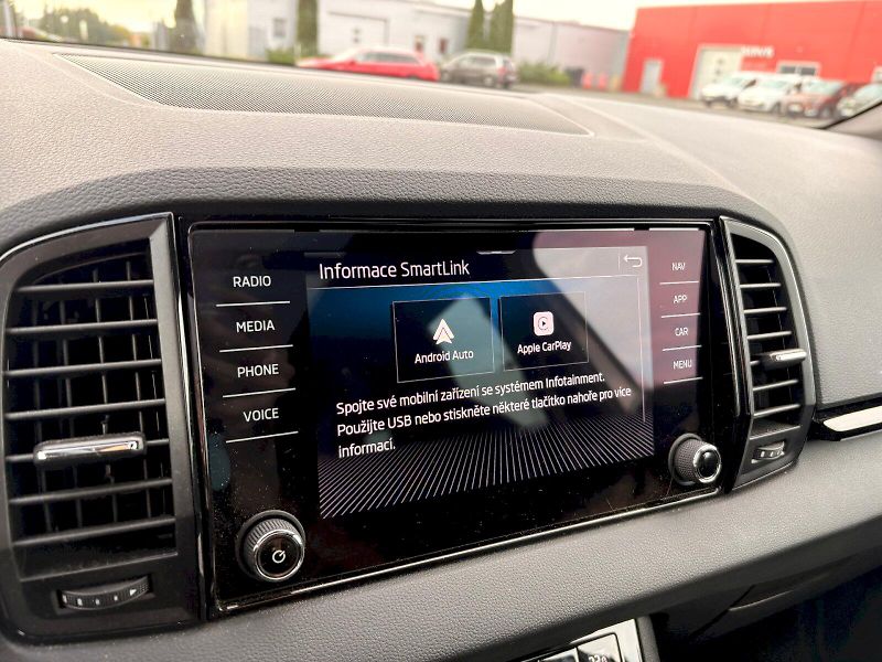Škoda Karoq (2024) TSI 110 kW Sportline DSG - taž - fotka 14 z 33