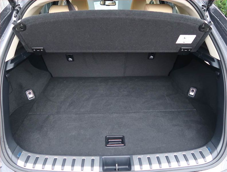 Lexus NX 300h (2022) Style Edition 300h - fotka 14 z 18