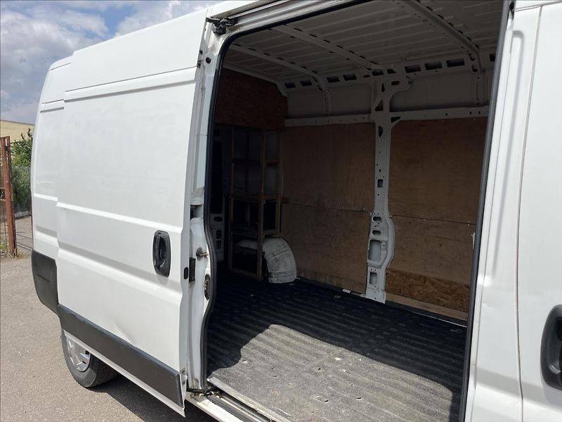 Peugeot Boxer 2,2 HDi L3 H2 SLEVA KLIMA -DPH - fotka 30 z 35