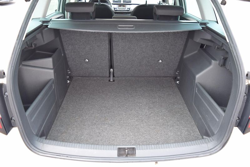 Škoda Fabia (2015) 1.2TSI 66kw STYLE AC TEMPOMAT - fotka 9 z 45