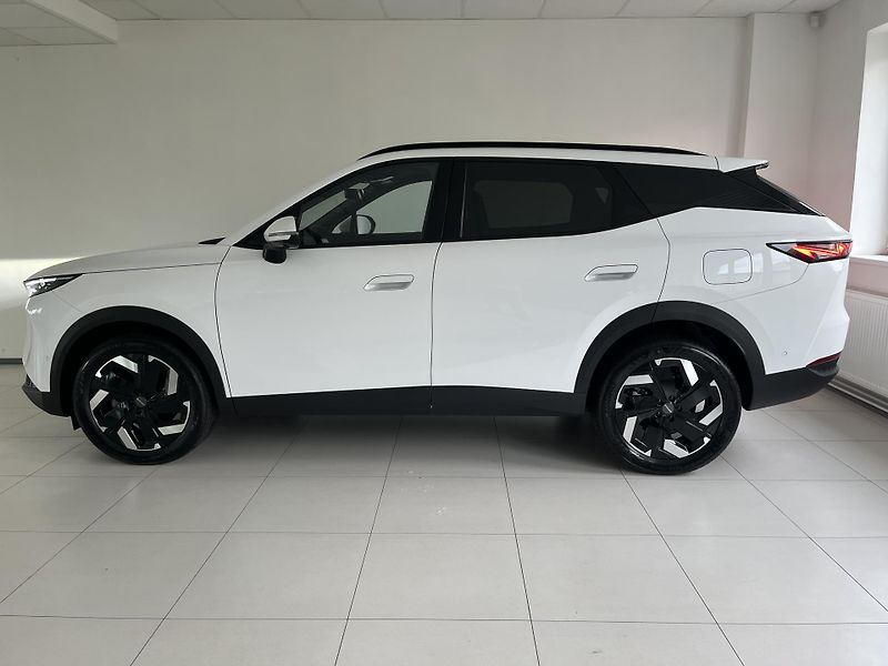 Omoda 7 (2026) 1.6 TGDI PREMIUM - fotka 5 z 14