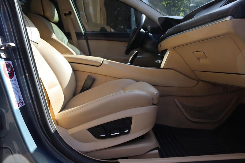 BMW Řada 5 535D GT XDRIVE F07 DPH - fotka 45 z 50