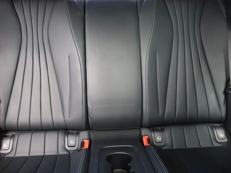 Mercedes-Benz Třídy E (2018) Elegance E 200 4MATIC - fotka 10 z 19