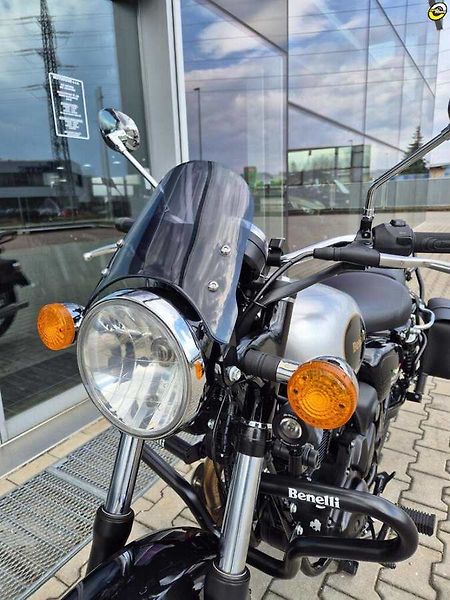 Benelli Imperiale 400 (2020) - fotka 12 z 20