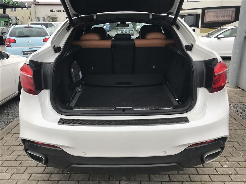 BMW X6 3,0    KV21) xDrive30d - fotka 8 z 22