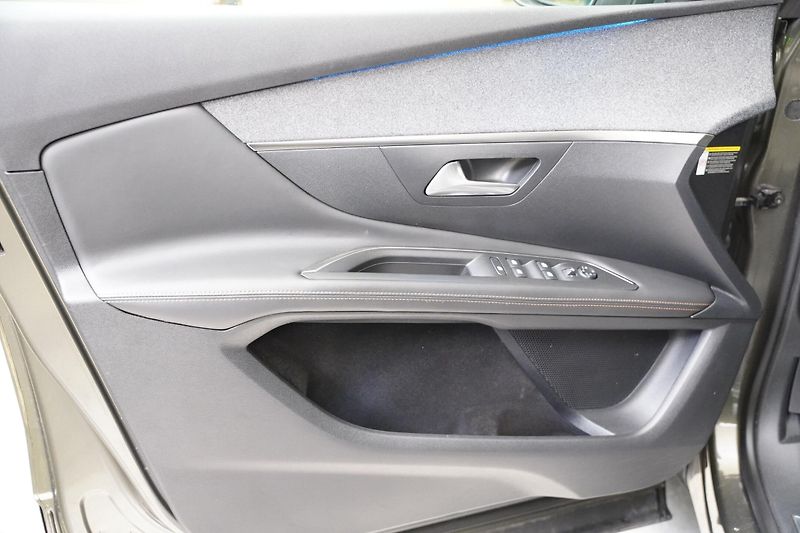 Peugeot 3008 - fotka 12 z 20