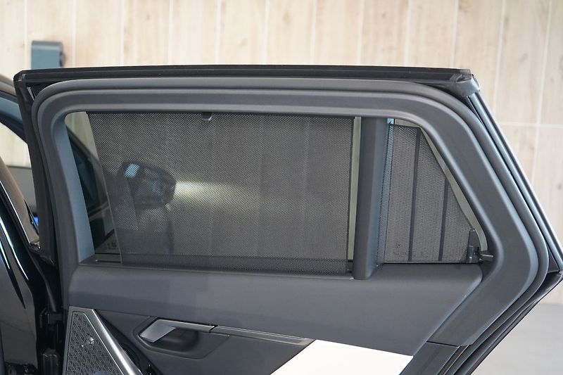 BMW Řada 5 540d xDrive, Bowers, Tažné - fotka 48 z 50