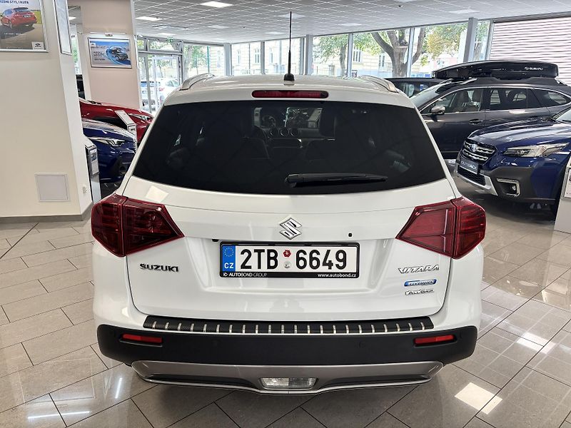 Suzuki Vitara 1.4 Elegance Panorama 4x4 6AT - fotka 4 z 48