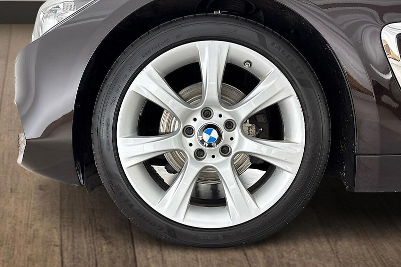 BMW Řada 4 420d Cabrio - fotka 23 z 23