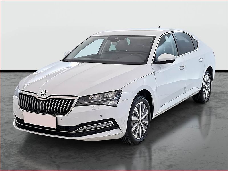 Škoda Superb (2022) 2.0 TDI, Automat, Kůže, Navi - fotka 2 z 20