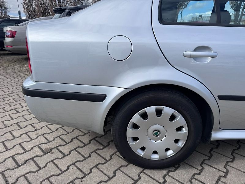 Škoda Octavia (2009) 1,4 16V 55 KW STK 1 MAJ TAŽNÉ - fotka 15 z 50