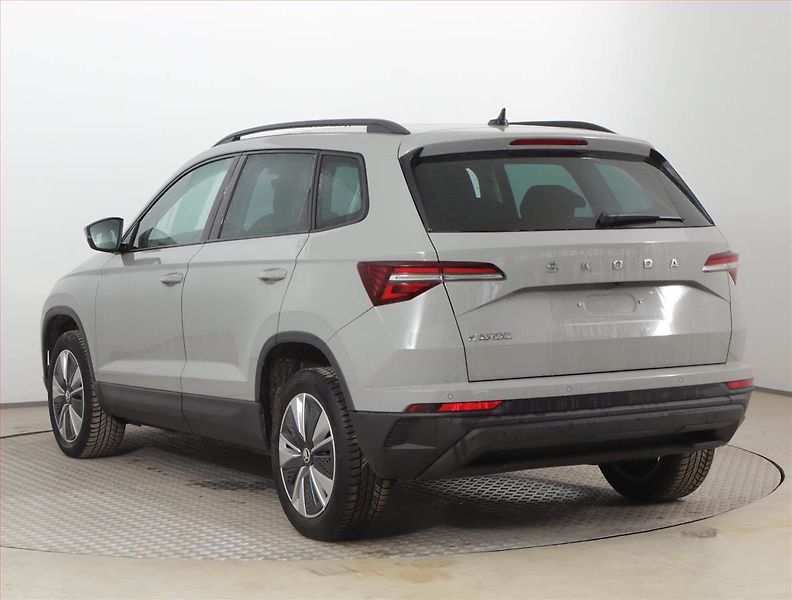 Škoda Karoq (2023) 1.5 TSI - fotka 4 z 24