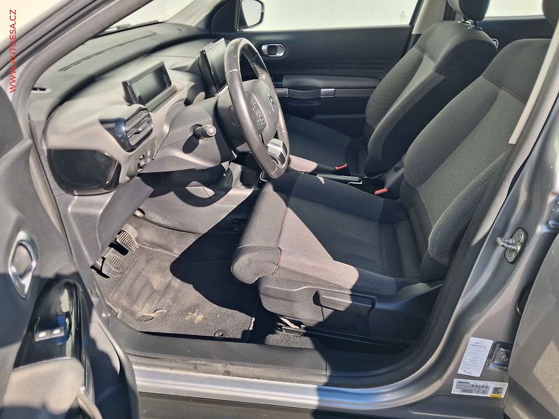Citroën C4 Cactus (2018) 1.5 HDi, AC, tempo, park - fotka 9 z 19