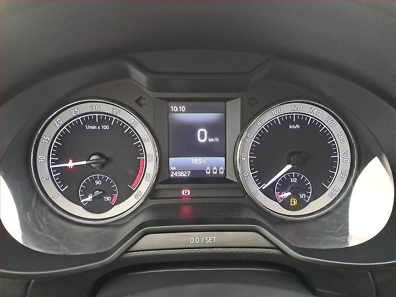 Škoda Octavia (2017) 1.6 TDI, ČR,1.maj, Serv.kniha - fotka 11 z 17