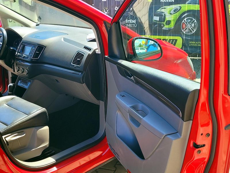 Seat Alhambra 2,0 DSG REFER, SERV.KNIHA,7mís - fotka 27 z 45