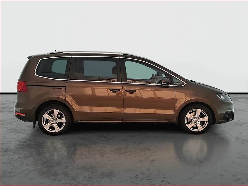 Seat Alhambra (2013) 2.0 TDI, Automat, Navi, Xenony - fotka 6 z 16