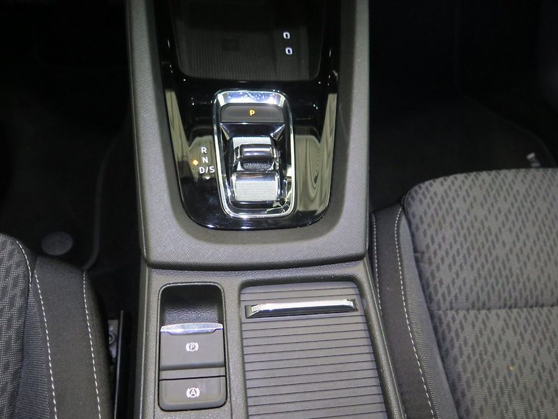 Škoda Octavia (2020) 2.0TDI,klima,výhřev,kamera,taž - fotka 8 z 28