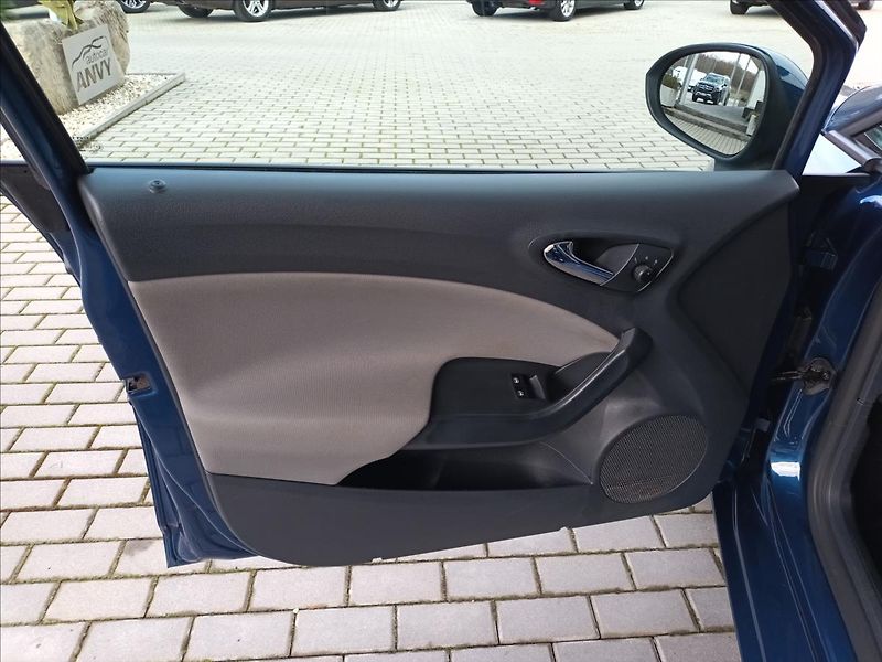 Seat Ibiza 1,2 TSI,77KW, - fotka 16 z 30
