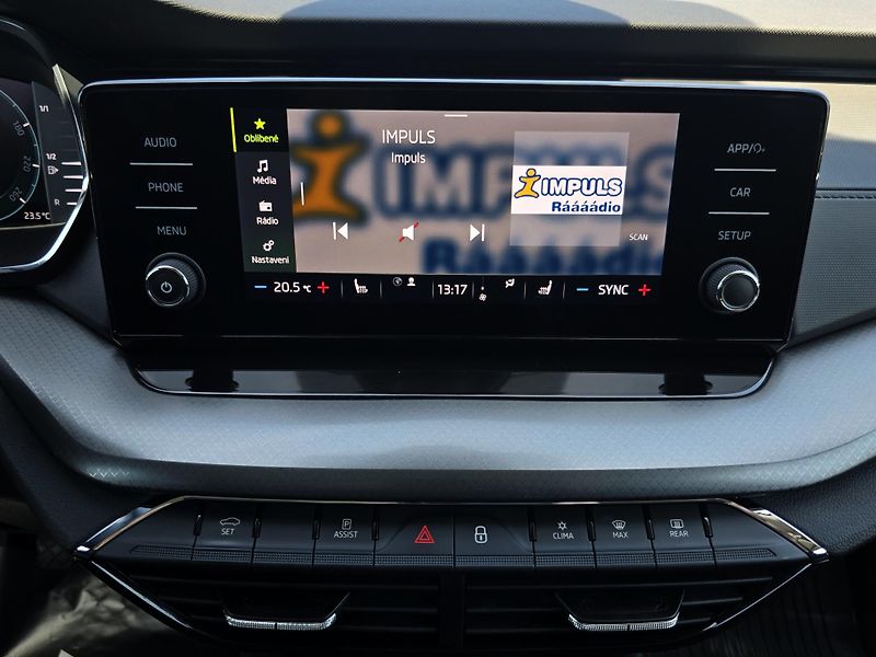 Škoda Octavia 2.0 TDI AMBITION PLUS 1.MAJ ČR - fotka 30 z 37