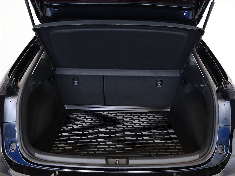 Volkswagen Taigo (2022) Style 1.5 TSI - fotka 12 z 18