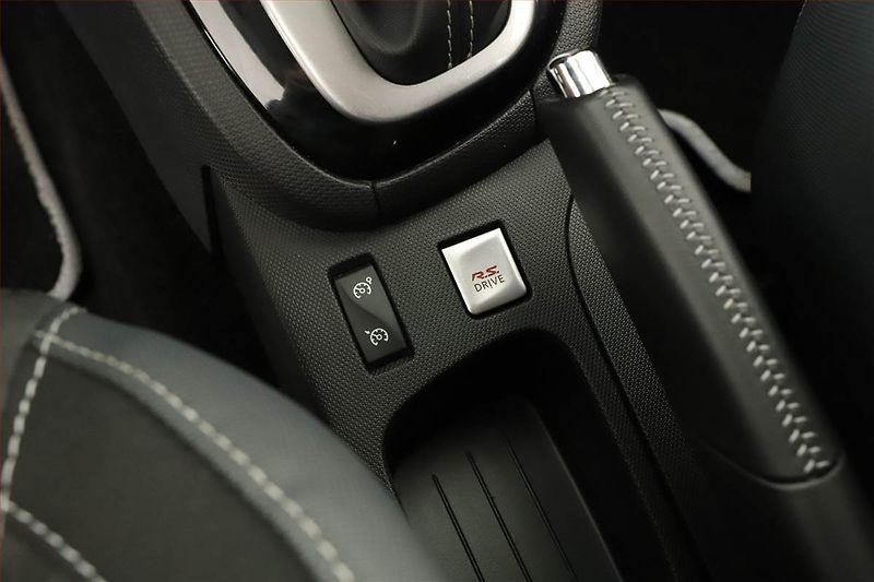 Renault Clio (2013) 1.2 TCe, Automat, Tempomat - fotka 14 z 17