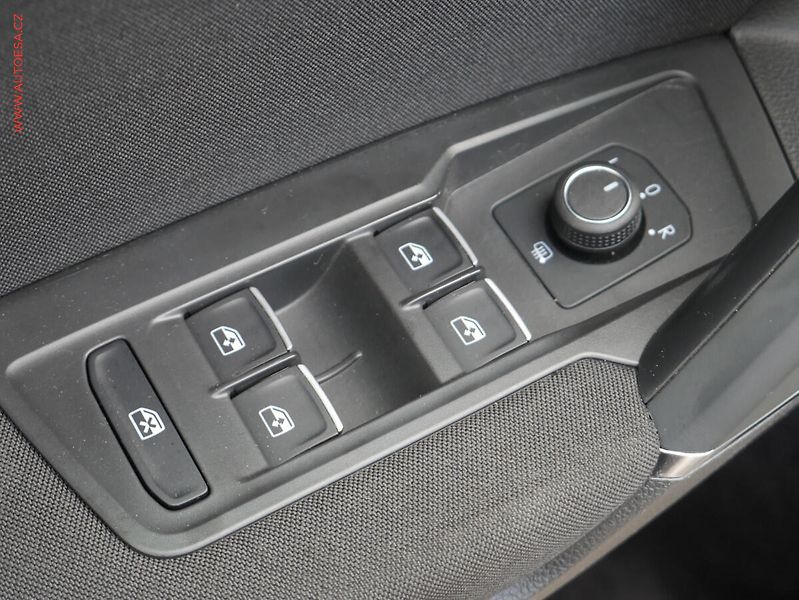 Volkswagen Tiguan Allspace (2019) 2.0 TDi, 1.maj,ČR - fotka 15 z 18