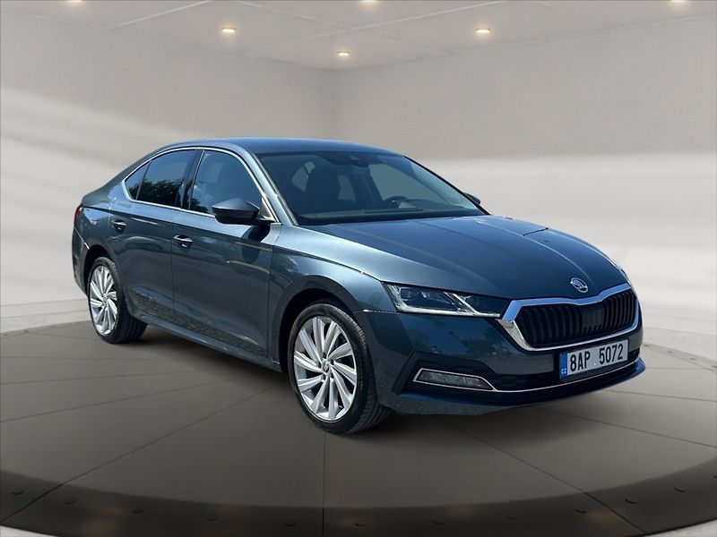 Škoda Octavia 2,0 TDI 110 Style AT - fotka 1 z 11
