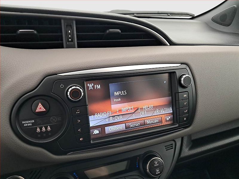 Toyota Yaris (2016) 1.33 Dual VVT-i, ČR,1.maj - fotka 12 z 19