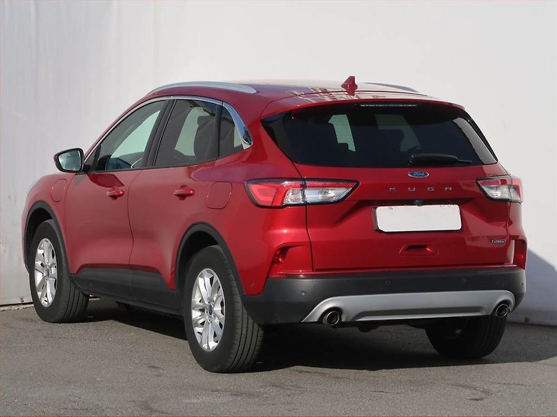Ford Kuga (2022) Titanium 2.5 Plug-in Hybrid - fotka 4 z 23