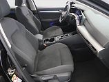 Volkswagen Golf (2023) Life 2.0 TDI, Automat - náhled 9