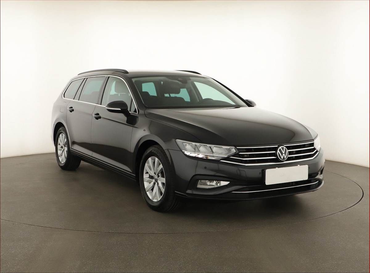 Volkswagen Passat 2.0 TDI, Automat, Navi