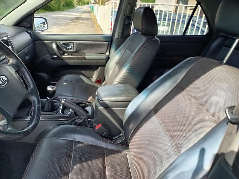 Kia Sorento (2007) 2.5 VGT tažné na 3t. - fotka 26 z 46