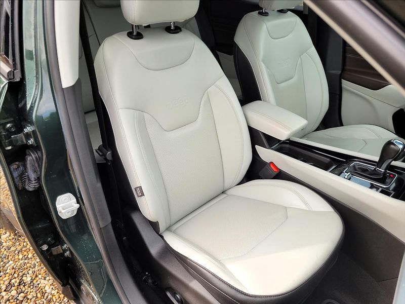 Jeep Compass 1,3 PHEV,Limited,4x4,facelift, - fotka 11 z 50