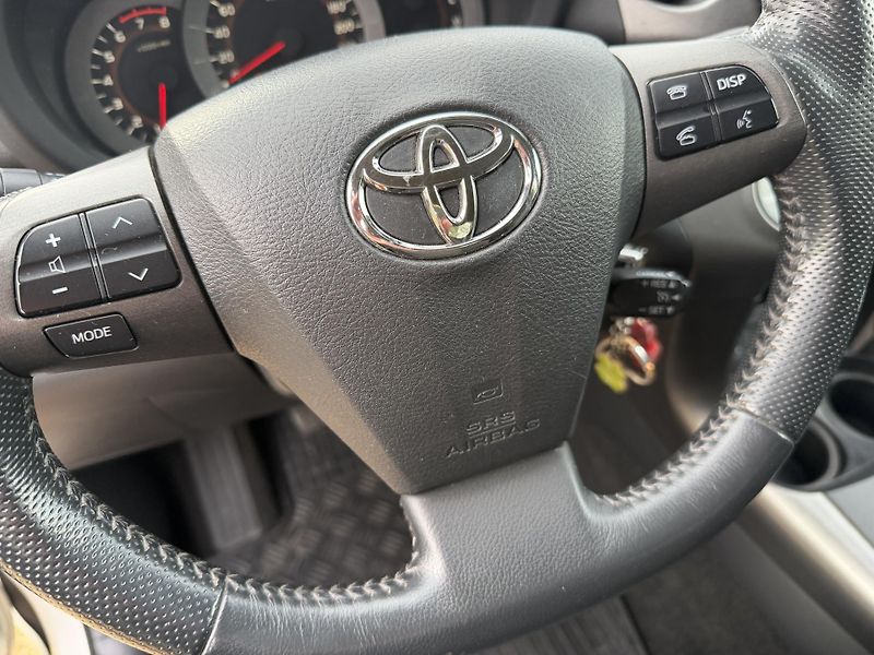 Toyota RAV4 2,0 VVTi  4x4  - fotka 24 z 29